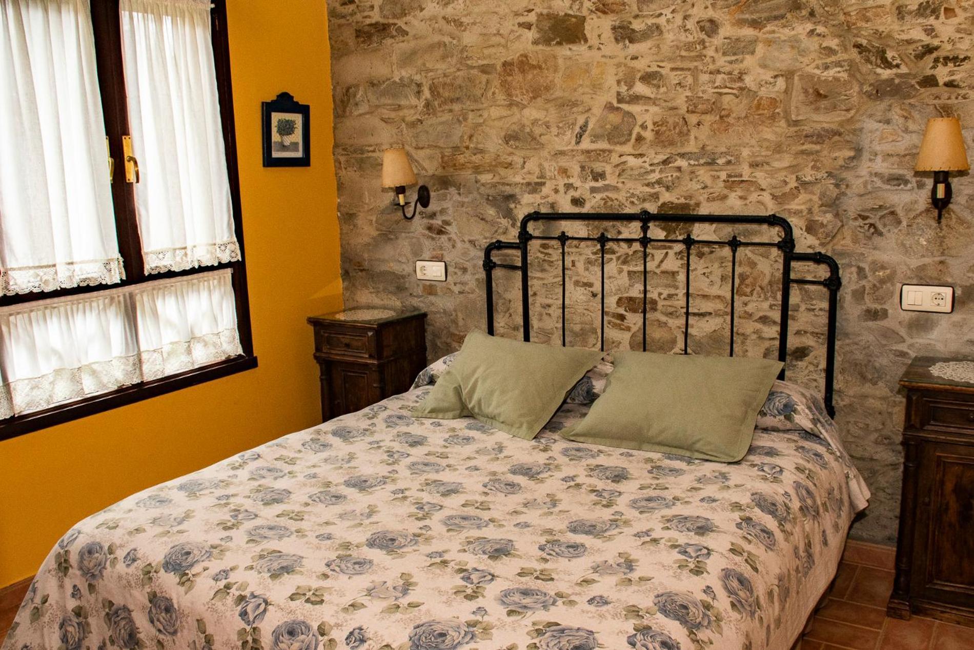Apartamentos El Cueto Ovinana  ภายนอก รูปภาพ
