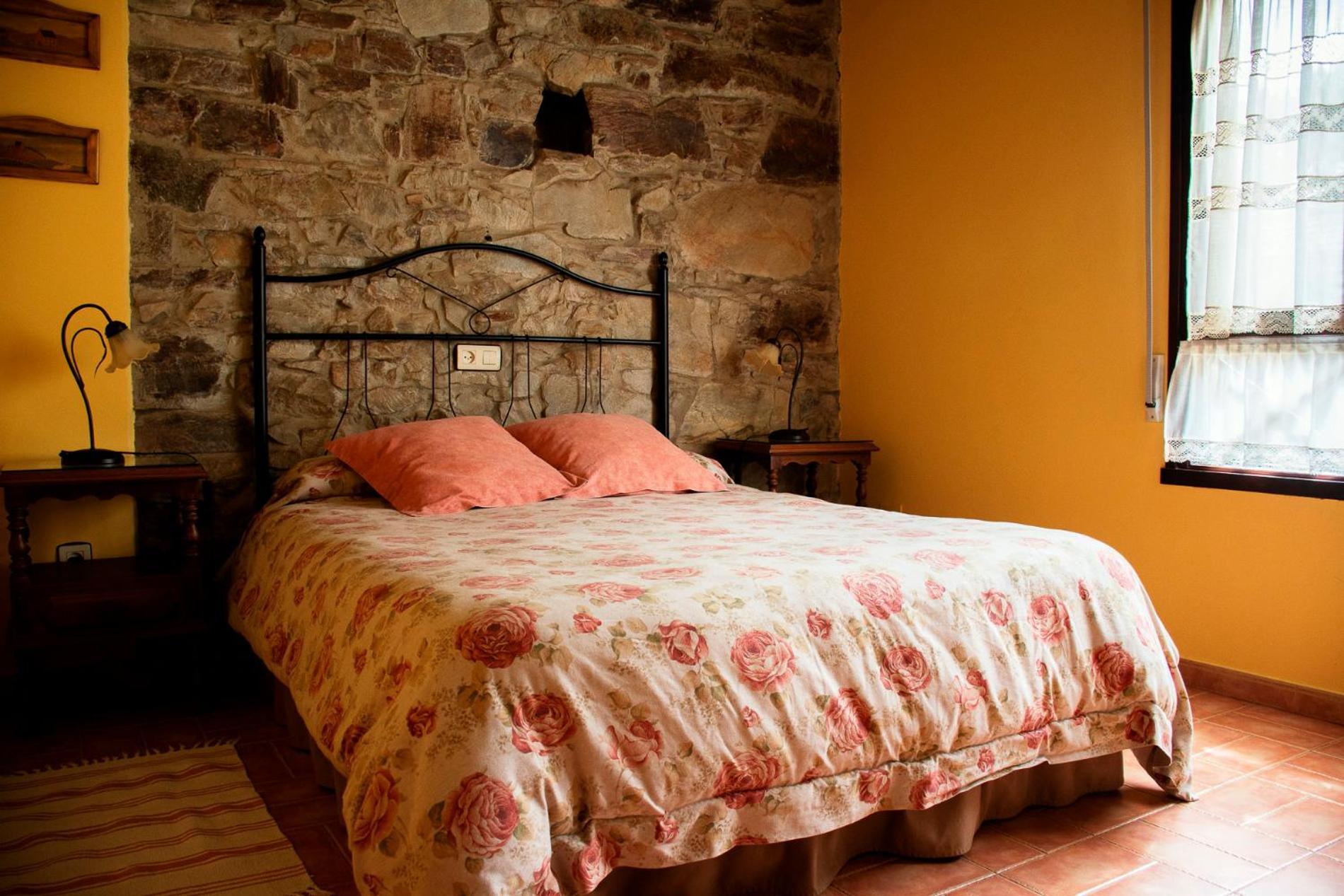 Apartamentos El Cueto Ovinana  ภายนอก รูปภาพ