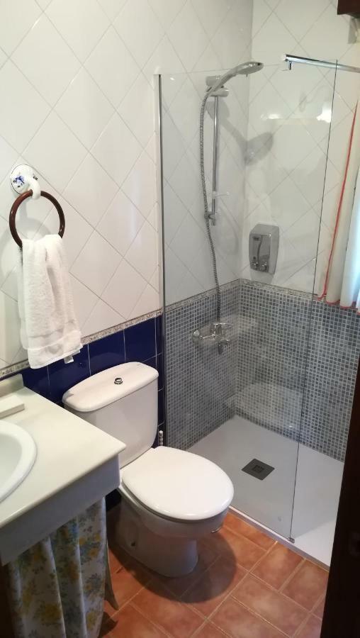 Apartamentos El Cueto Ovinana  ภายนอก รูปภาพ