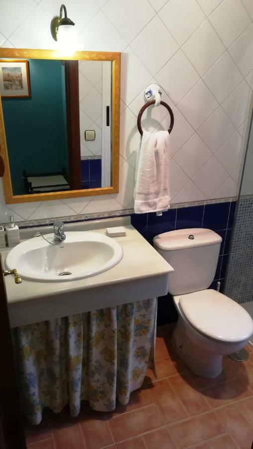 Apartamentos El Cueto Ovinana  ภายนอก รูปภาพ