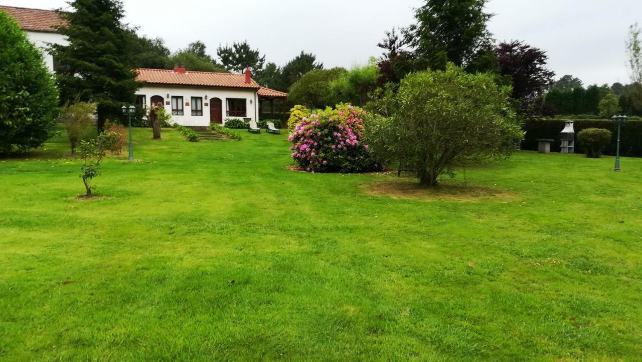 Apartamentos El Cueto Ovinana  ภายนอก รูปภาพ
